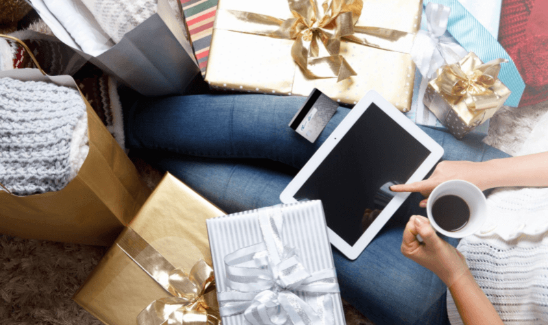 holiday shopping trends 2021